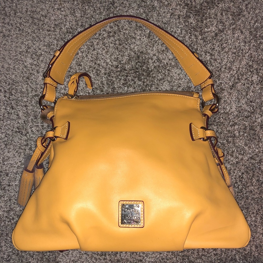 ❌❌SOLD❌❌ Dooney & Bourke Teagan